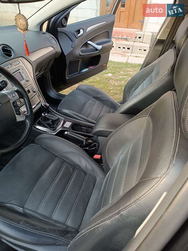 Универсал Ford Mondeo 2010 в Берегово