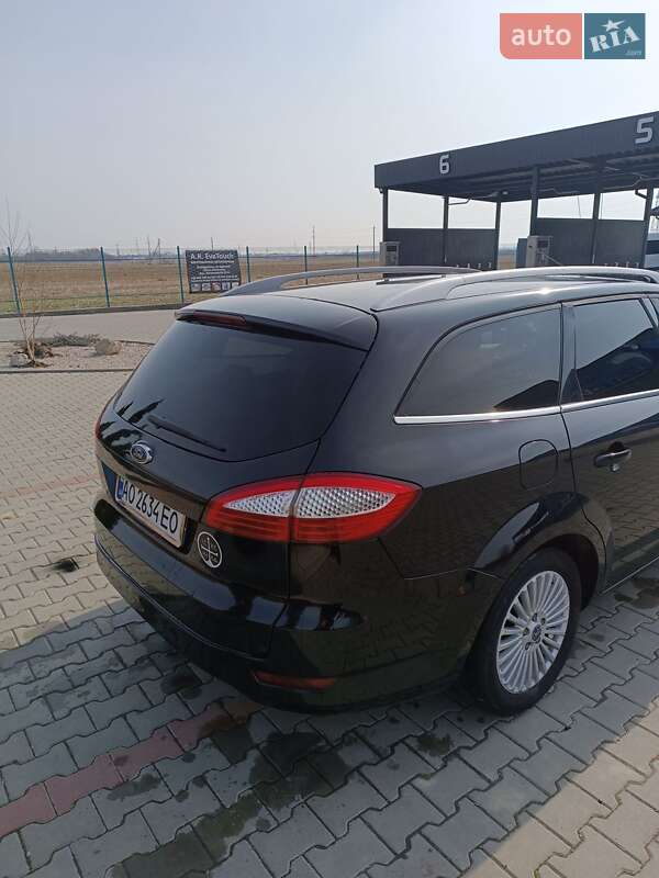 Универсал Ford Mondeo 2010 в Берегово