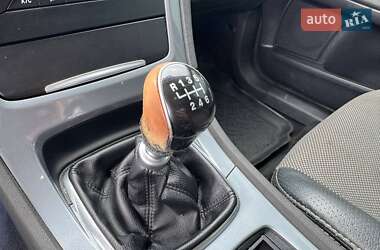 Седан Ford Mondeo 2012 в 