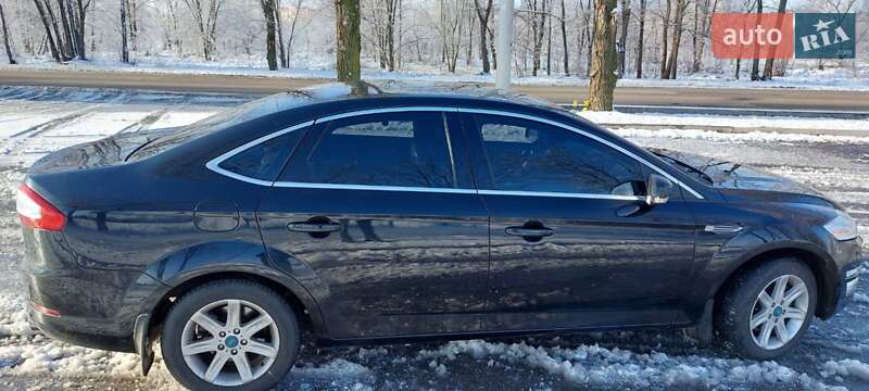 Седан Ford Mondeo 2012 в Кривом Роге