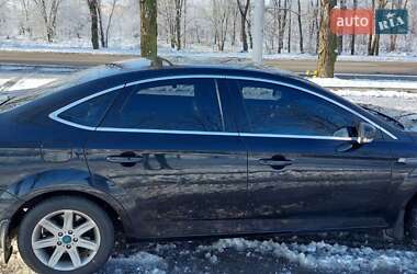 Седан Ford Mondeo 2012 в 