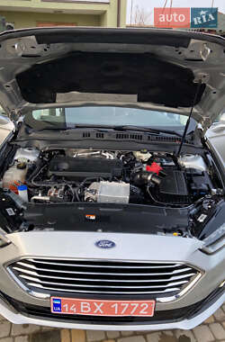 Лифтбек Ford Mondeo 2020 в 