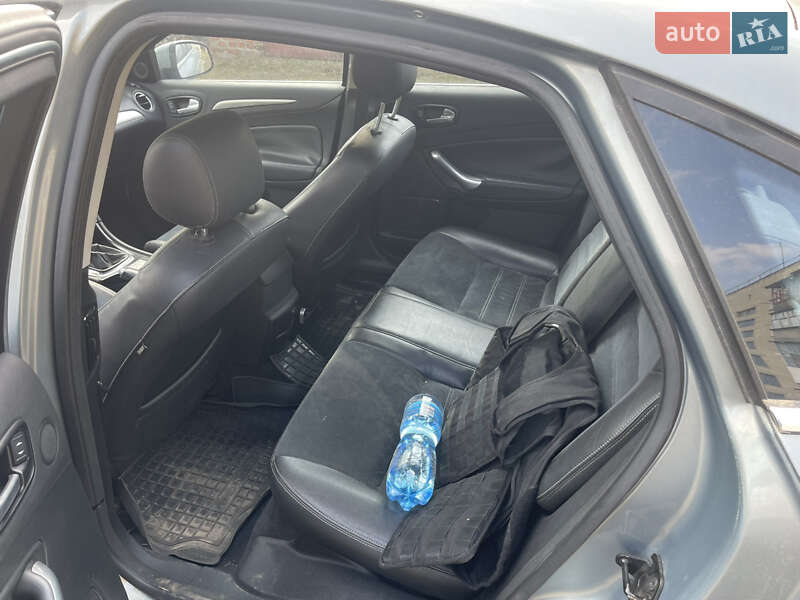 Седан Ford Mondeo 2008 в Путивле