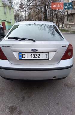Лифтбек Ford Mondeo 2003 в Измаиле