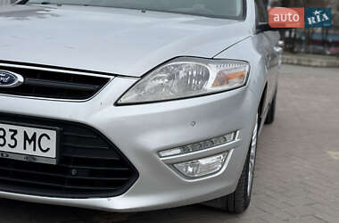 Седан Ford Mondeo 2013 в 