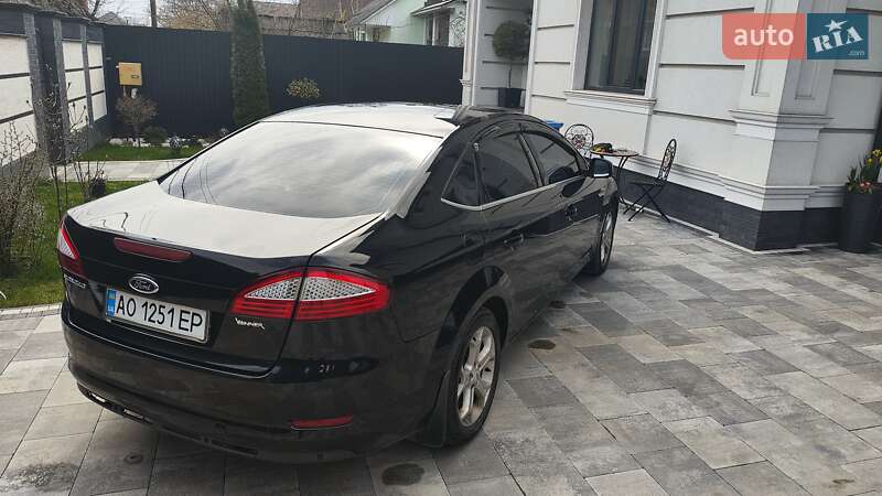 Седан Ford Mondeo 2008 в Хусте
