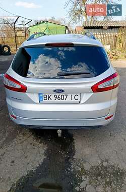 Универсал Ford Mondeo 2011 в 