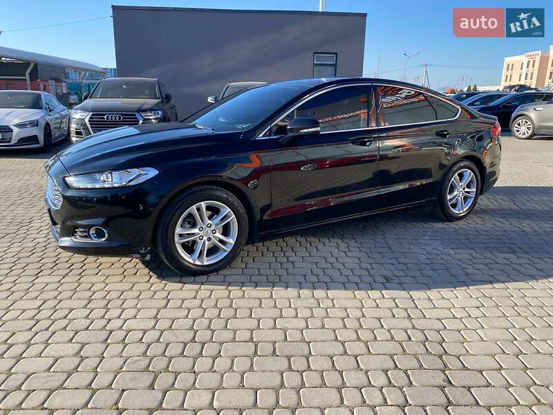Седан Ford Mondeo 2016 в Львове
