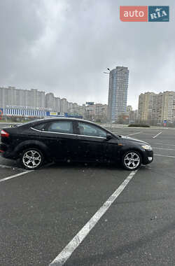 Лифтбек Ford Mondeo 2008 в 