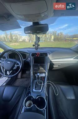 Лифтбек Ford Mondeo 2015 в 