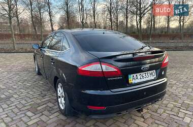 Лифтбек Ford Mondeo 2008 в 