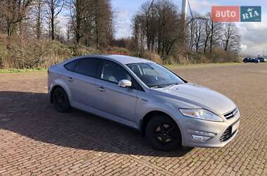 Ford Mondeo 2013 Ford Mondeo 2013