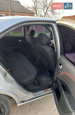 Седан Ford Mondeo 2002 в 