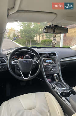 Универсал Ford Mondeo 2015 в 