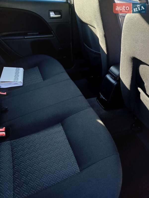 Универсал Ford Mondeo 2003 в Ставище