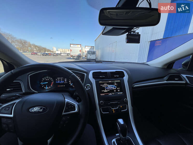 Седан Ford Mondeo 2016 в Одессе