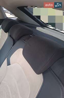 Седан Ford Mondeo 2014 в 