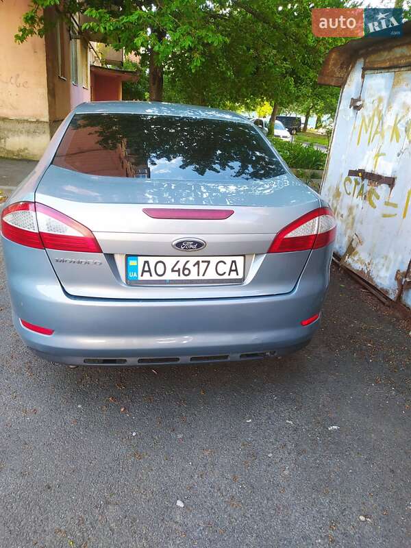 Седан Ford Mondeo 2008 в 
