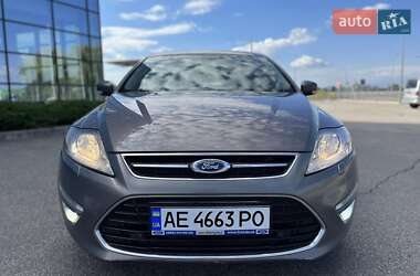 Седан Ford Mondeo 2011 в 
