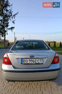 Седан Ford Mondeo 2004 в Скале-Подольской