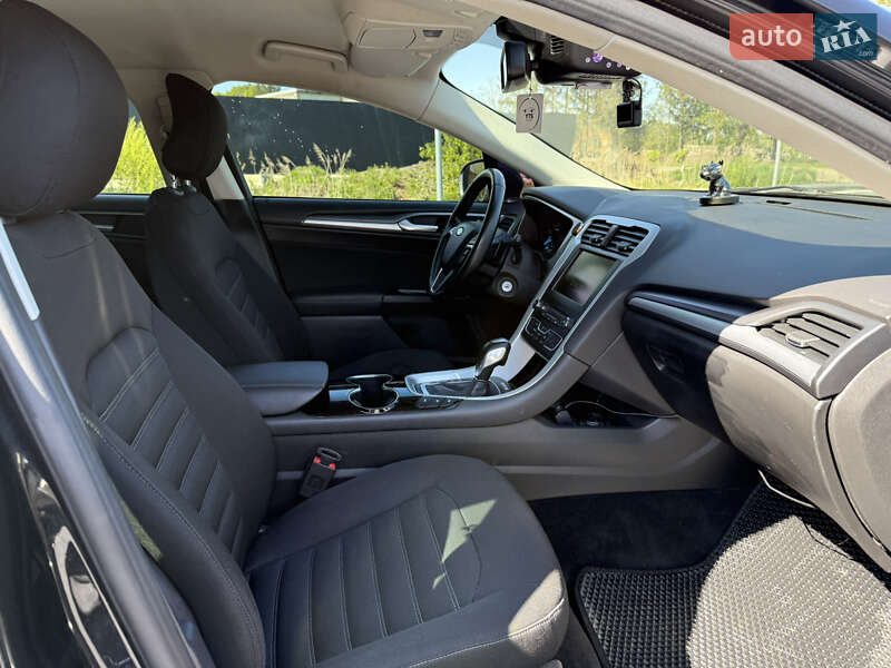 Універсал Ford Mondeo 2014 в Дрогобичі