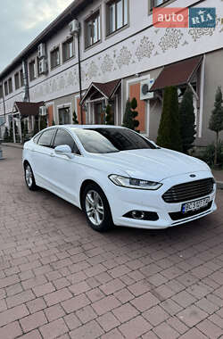 Седан Ford Mondeo 2017 в 