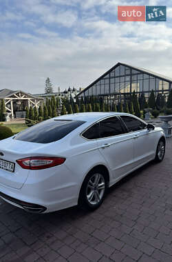 Седан Ford Mondeo 2017 в 