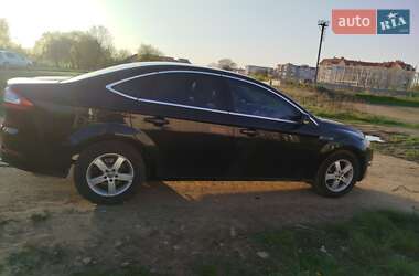 Седан Ford Mondeo 2011 в 