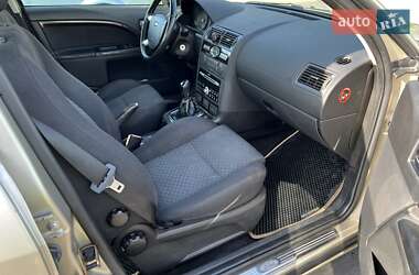 Седан Ford Mondeo 2005 в 