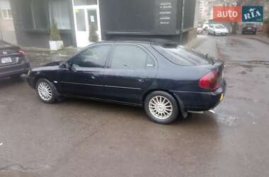 Ліфтбек Ford Mondeo 1998 в Луцьку