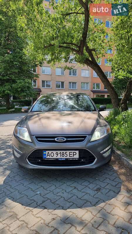 Універсал Ford Mondeo 2011 в 