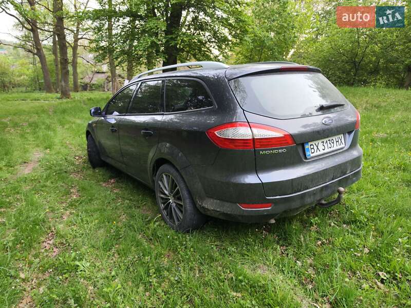 Універсал Ford Mondeo 2010 в Шепетівці