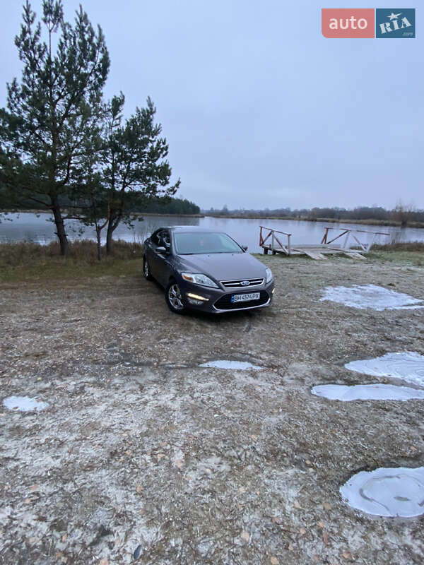 Седан Ford Mondeo 2012 в Березівці
