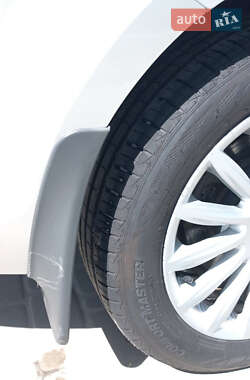 Седан Ford Mondeo 2012 в 