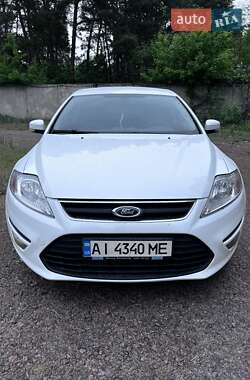 Седан Ford Mondeo 2011 в 