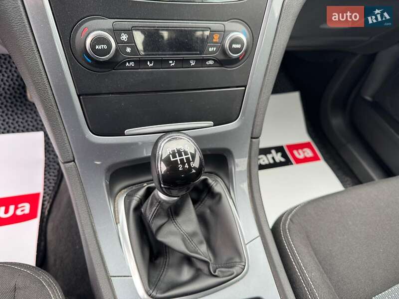 Седан Ford Mondeo 2012 в Запоріжжі