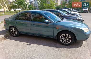 Ліфтбек Ford Mondeo 2001 в 
