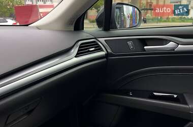 Седан Ford Mondeo 2019 в 