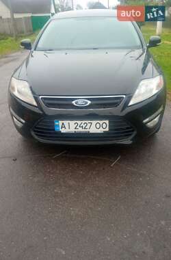 Седан Ford Mondeo 2012 в Семенівці