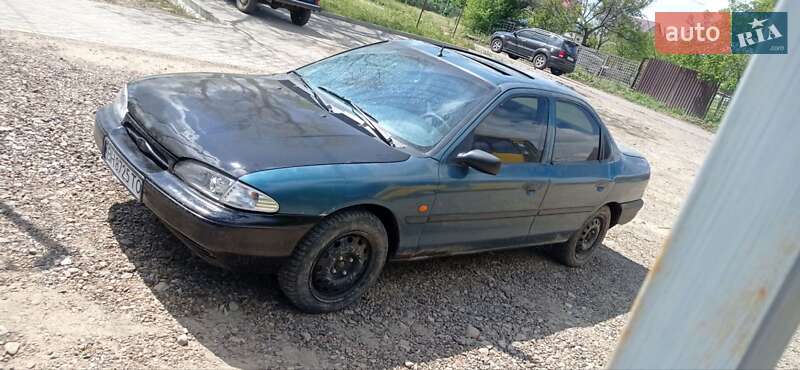 Седан Ford Mondeo 1993 в 
