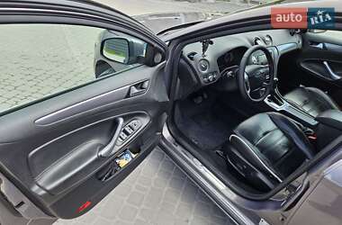 Універсал Ford Mondeo 2011 в 