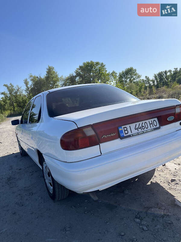 Седан Ford Mondeo 1994 в Кременчуге