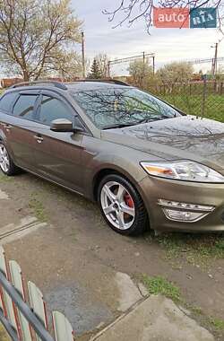 Универсал Ford Mondeo 2011 в 