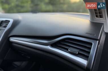 Седан Ford Mondeo 2017 в 