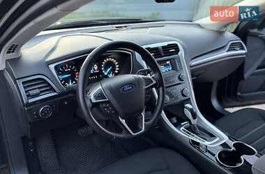 Седан Ford Mondeo 2017 в 