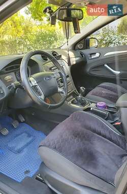 Седан Ford Mondeo 2007 в 