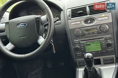 Універсал Ford Mondeo 2004 в 