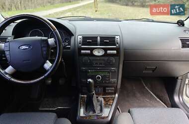 Універсал Ford Mondeo 2004 в 
