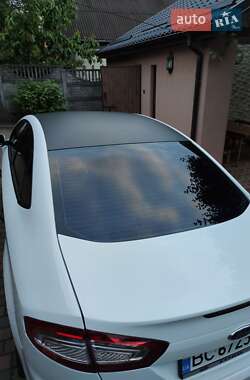 Седан Ford Mondeo 2012 в 