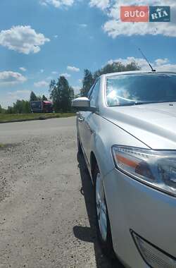Лифтбек Ford Mondeo 2009 в 